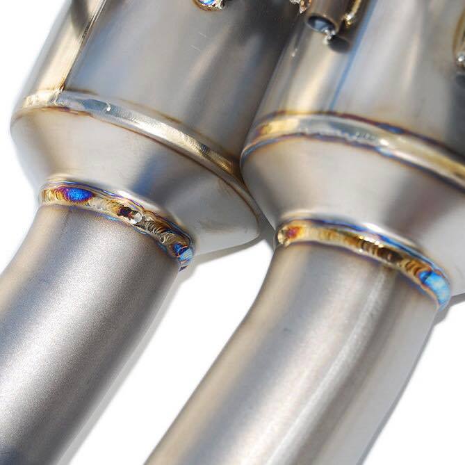 Invidia - R400 G5 Titan Titanium Cat Back (WRX/STi Sedan 15-20)